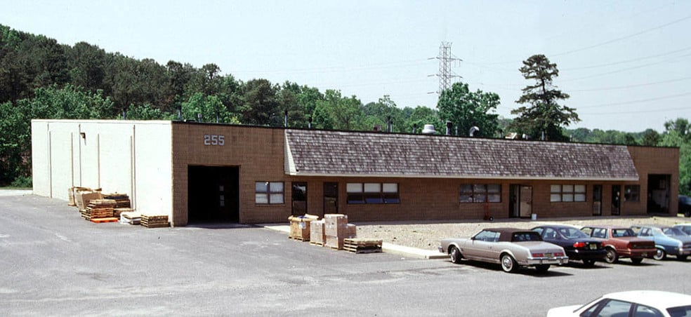 255 Old Egg Harbor Rd, West Berlin, NJ à louer - Photo du bâtiment - Image 2 de 8