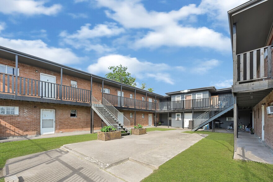 6514-6518 Weston St, Houston, TX à vendre - Photo du bâtiment - Image 3 de 17