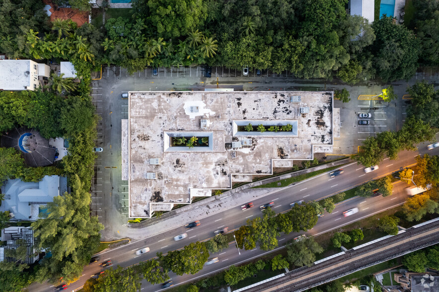 2000 S Dixie Hwy, Miami, FL for lease - Aerial - Image 3 of 17