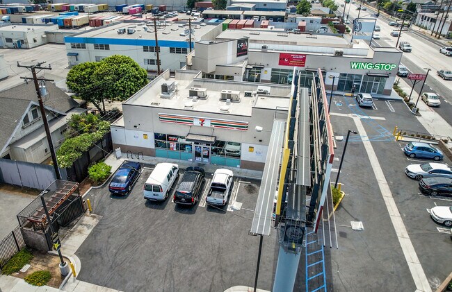 Plus de détails pour 15300 S Figueroa St, Gardena, CA - Commerce de détail à louer
