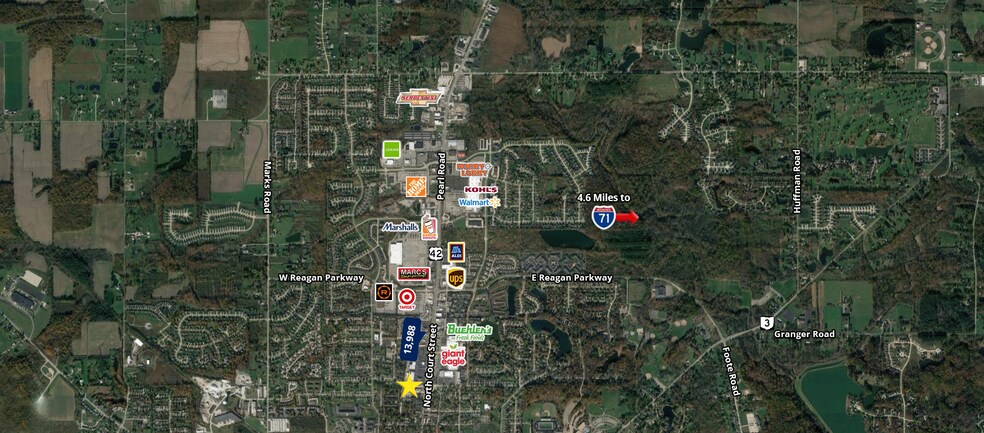 799 N Court St, Medina, OH à louer - Photo du bâtiment - Image 2 de 27