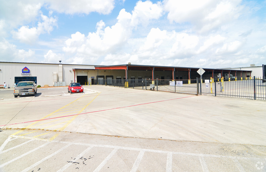 1431 FM 1101, New Braunfels, TX for lease - Building Photo - Image 2 of 2