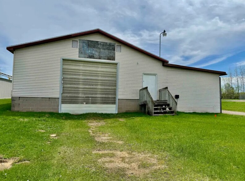 303 Woodard ave, Tomah, WI à vendre - Photo du bâtiment - Image 1 de 12