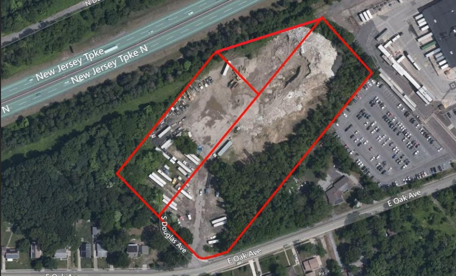 43 Douglas Ave, Lawnside, NJ for lease - Primary Photo - Image 1 of 1