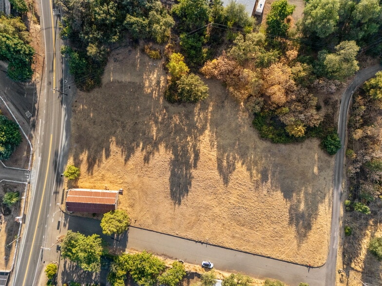 425 Pleasant Valley Rd, Diamond Springs, CA for sale - Aerial - Image 1 of 21