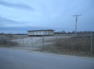 140 Midwest Ln, Strafford, MO for lease Building Photo- Image 1 of 9