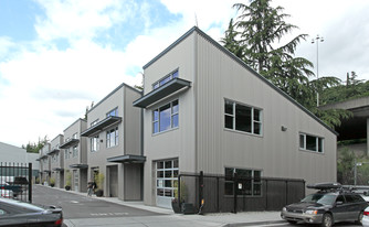 Holgate Square - Bldg 1 - Services immobiliers commerciaux