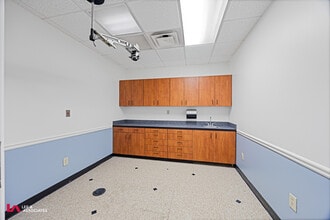 1776 Old Spring House Ln, Dunwoody, GA for lease Interior Photo- Image 2 of 51