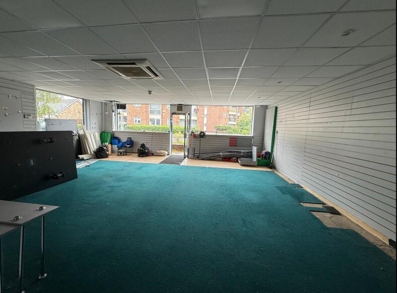 52-54 Hullbridge Rd, South Woodham Ferrers for lease Interior Photo- Image 1 of 2