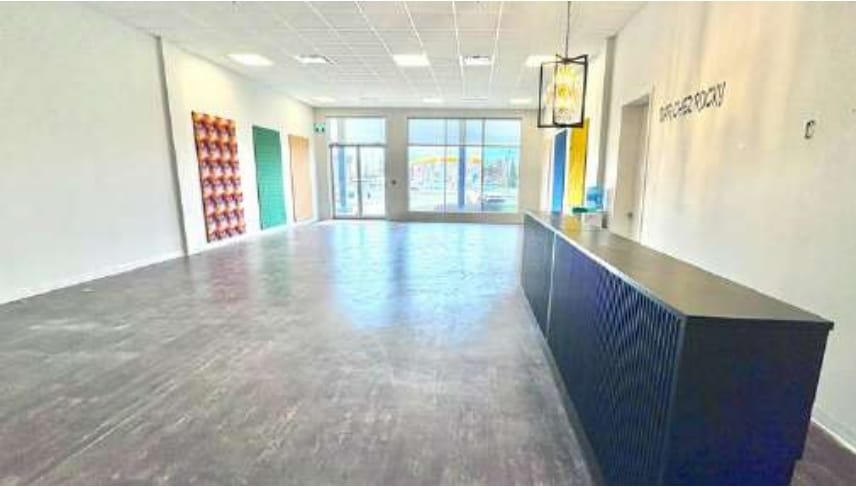 1499 Ch De Chambly, Carignan, QC J3L 1P5 - Unit 1 & 2 -  - Interior Photo - Image 1 of 3