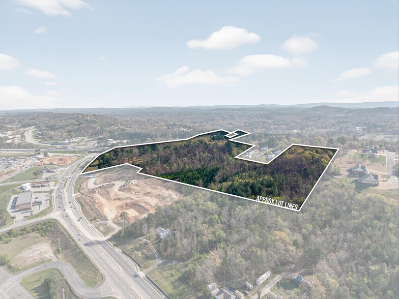 4328 Cloud Springs Rd, Ringgold, GA for sale - Building Photo - Image 3 of 24