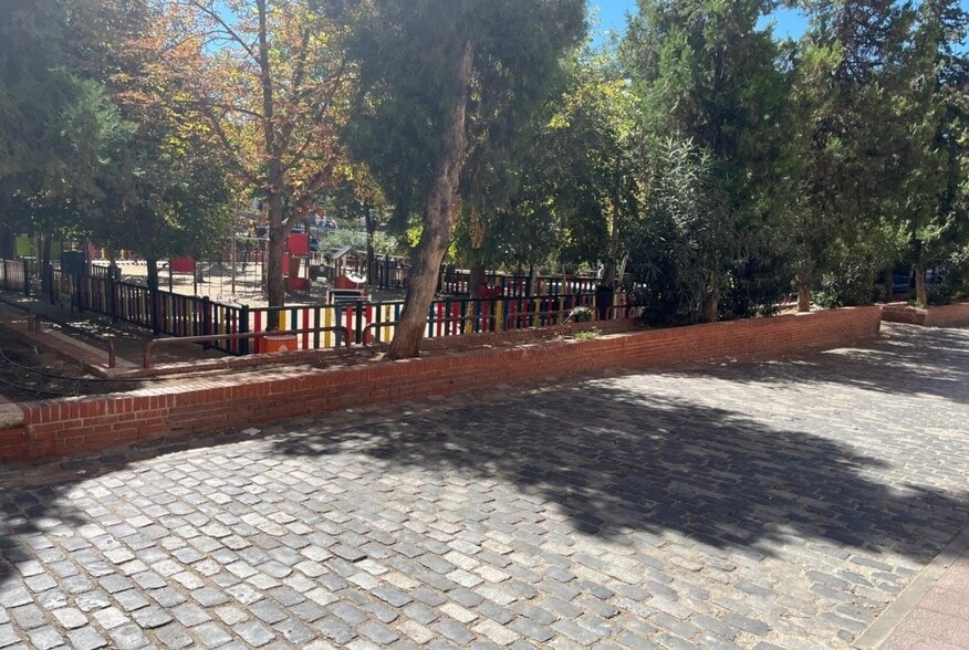 Multifamily in Madrid, Madrid for sale - Building Photo - Image 2 of 2