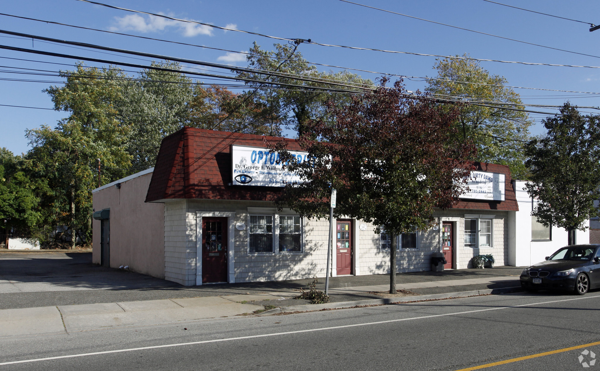 1863 Newbridge Rd, North Bellmore, NY à vendre Photo du b timent- Image 1 de 1