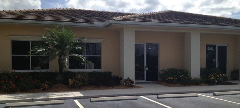 5200-5204 Paylor Ln, Lakewood Ranch, FL for sale Primary Photo- Image 1 of 3