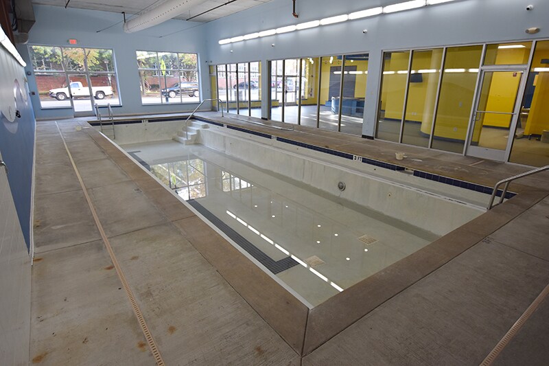 125 Cherokee Blvd, Chattanooga, TN for lease - Interior Photo - Image 2 of 10