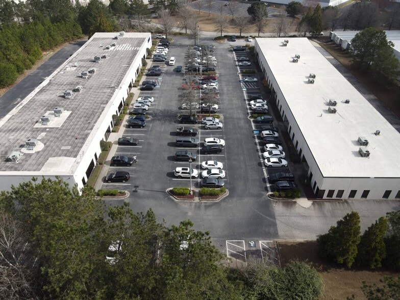 200 Business Center Dr, Stockbridge, GA à louer - Photo du bâtiment - Image 2 de 5