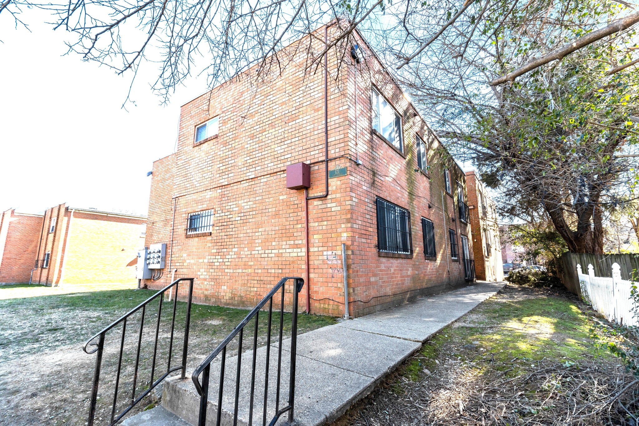 121 Yuma St SE, Washington, DC for sale Primary Photo- Image 1 of 4