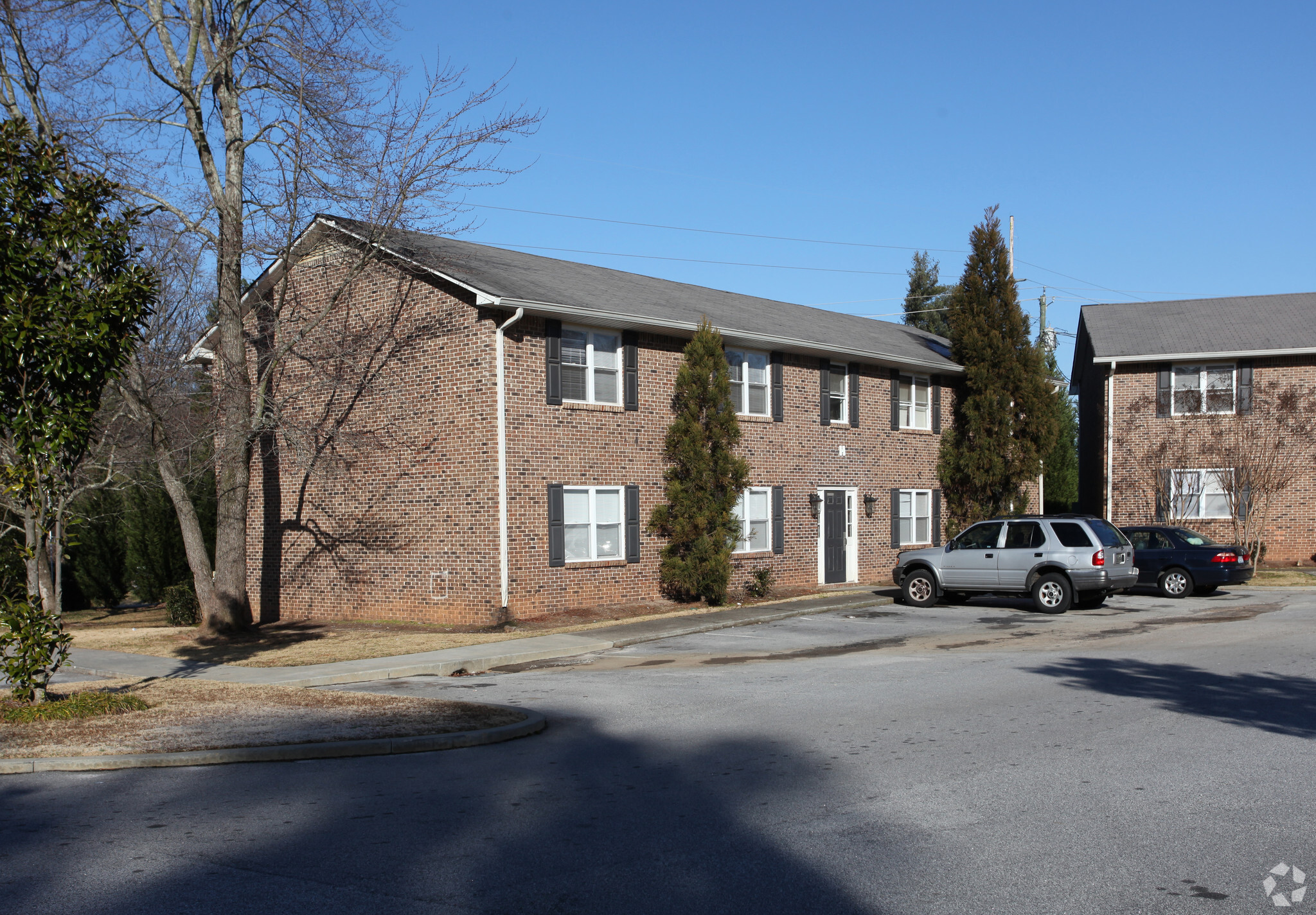 393 Stone Mountain St, Lawrenceville, GA for sale Primary Photo- Image 1 of 18