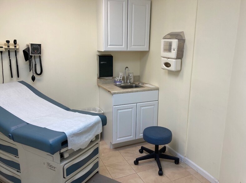 531-535 W Main St, Norwich, CT à vendre - Photo intérieure - Image 3 de 19