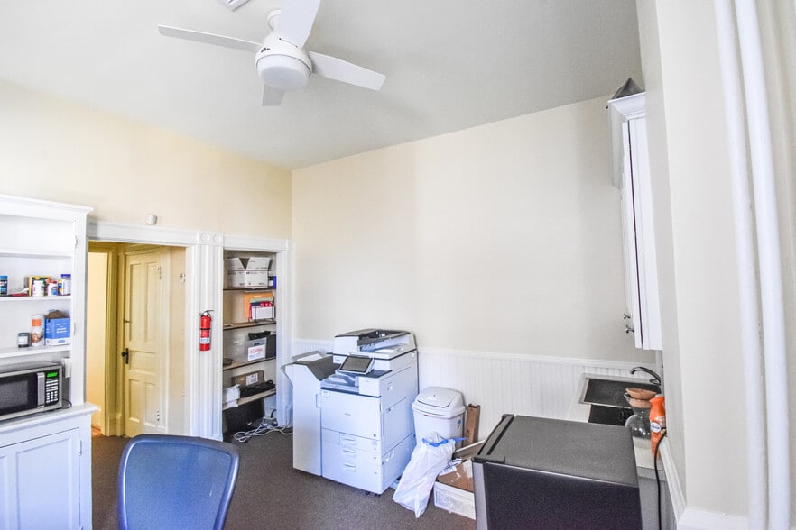 1511 King St, Alexandria, VA for lease - Interior Photo - Image 3 of 7