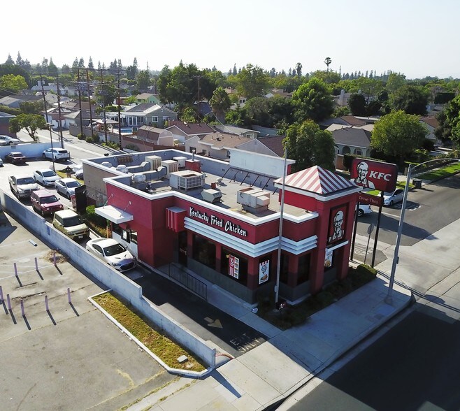 4917 Bellflower Blvd, Lakewood, CA à vendre - Photo du bâtiment - Image 2 de 14