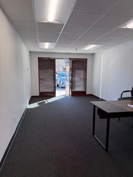 12242 Business Park Dr, Truckee, CA à louer - Photo intérieure - Image 3 de 4