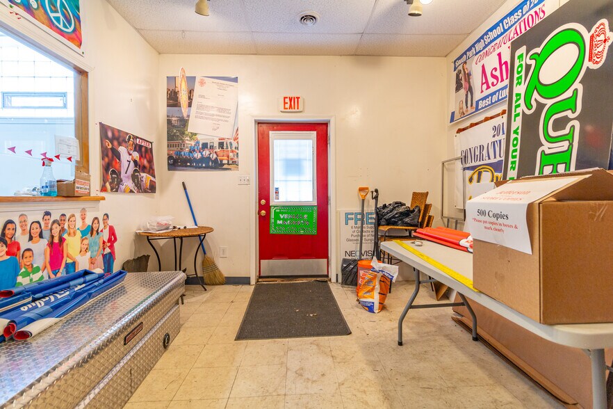 1501 Route 51, Clairton, PA à vendre - Photo du bâtiment - Image 3 de 15