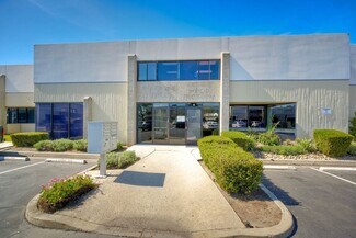 Plus de détails pour 1195 Linda Vista Dr, San Marcos, CA - Industriel à louer