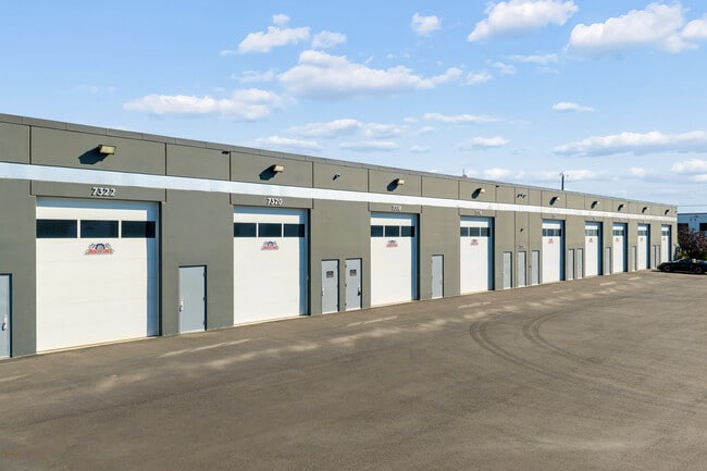 Plus de détails pour 7270-7322 68 St, Edmonton, AB - Industriel à vendre