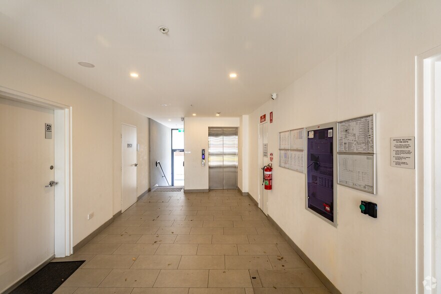 376-384 Princes Hwy, Rockdale for lease - Lobby - Image 2 of 8