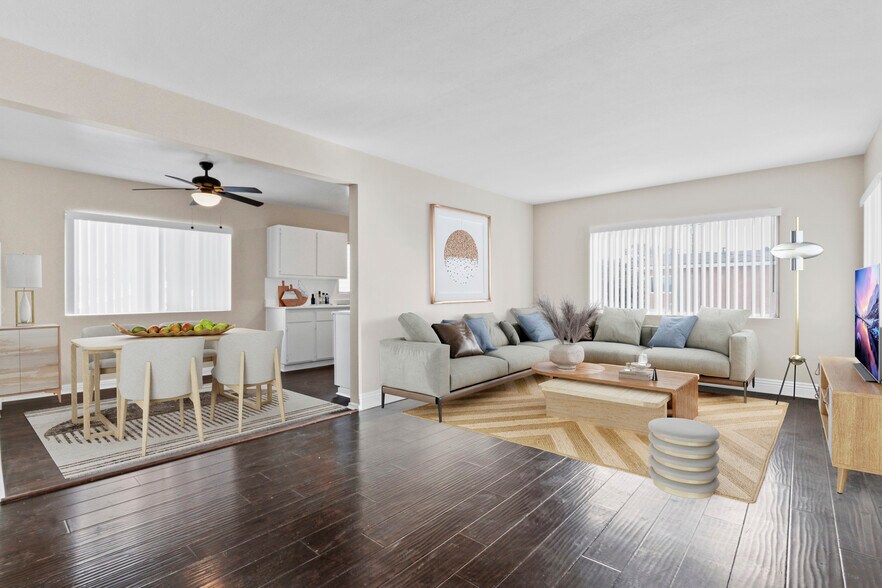 473 E 55th St, Long Beach, CA à vendre - Photo du bâtiment - Image 2 de 22