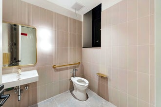 37 E 18th St, New York, NY à louer Photo intérieure- Image 1 de 2