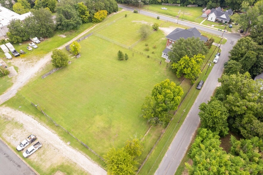 119 College St, Chester, SC for lease - Aerial - Image 3 of 17