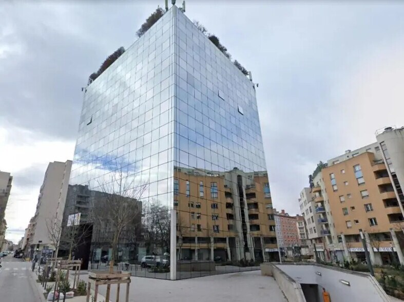 75 Cours Emile Zola, Villeurbanne à louer - Photo du bâtiment - Image 1 de 9
