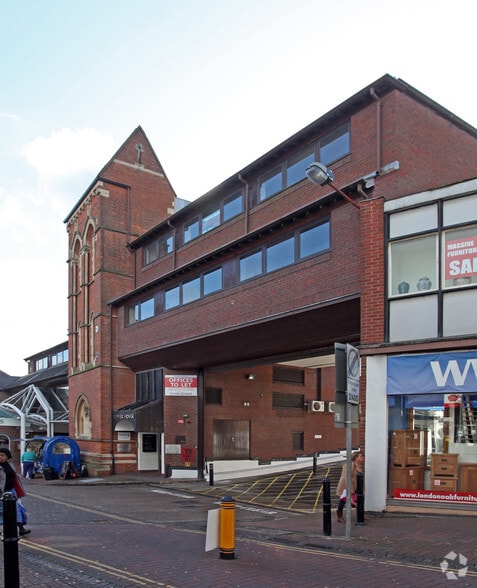 High St, Aylesbury for lease - Building Photo - Image 2 of 24