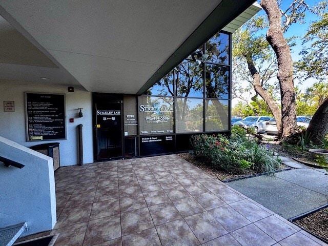 2477 Stickney Point Rd, Sarasota, FL for lease - Building Photo - Image 2 of 4