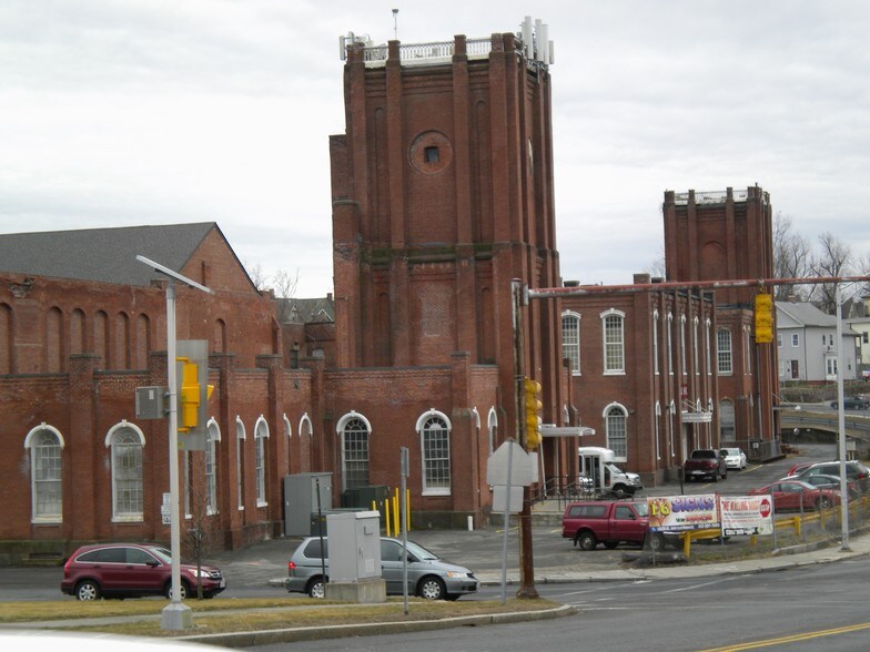1 Allen St, Springfield, MA à louer - Photo du bâtiment - Image 2 de 41