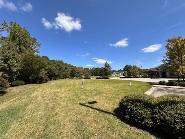 11151 Cleveland Rd, Garner, NC à vendre - Photo du bâtiment - Image 2 de 6