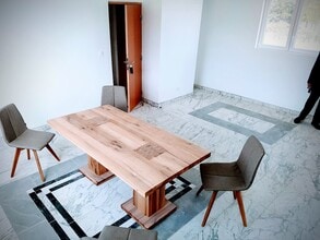 388 Avenue Charles De Gaulle, Vénissieux for lease Interior Photo- Image 1 of 7