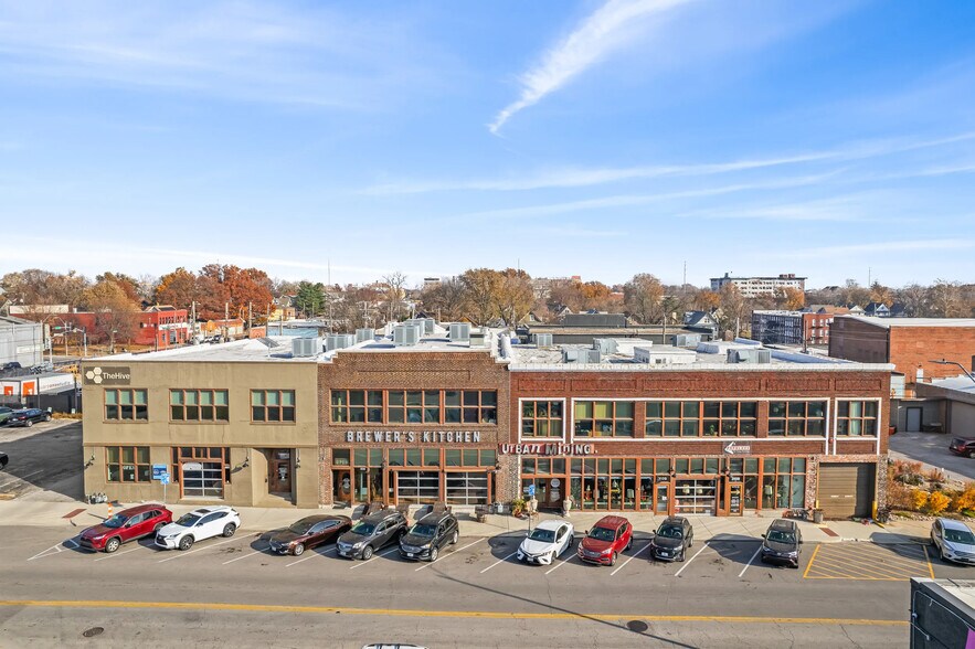 3107-3111 Gillham Rd, Kansas City, MO for lease - Building Photo - Image 2 of 13