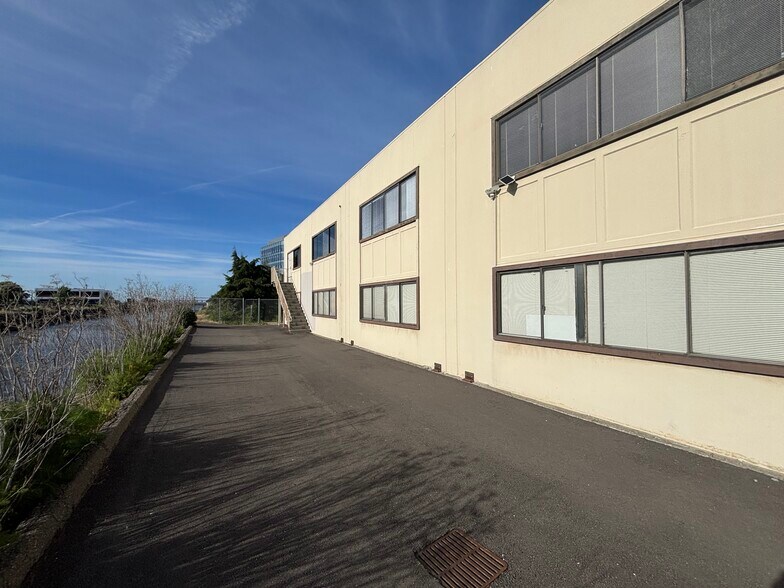 380-398 Beach Rd, Burlingame, CA à louer - Photo du bâtiment - Image 3 de 7