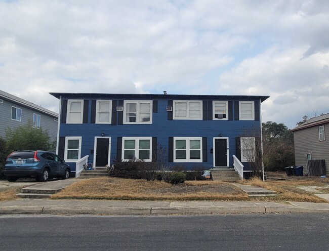 More details for 261 Claremont Ave, San Antonio, TX - Multifamily for Sale