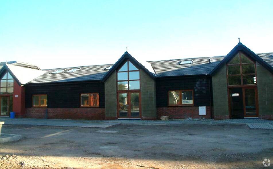 Southampton Rd, Salisbury à vendre - Photo du bâtiment - Image 2 de 4