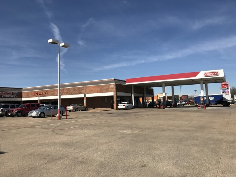 6751 Rufe Snow Dr, Watauga, TX for lease - Building Photo - Image 1 of 3