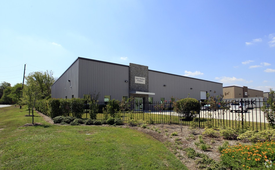 5603 Campbell Rd, Houston, TX for lease - Primary Photo - Image 1 of 24