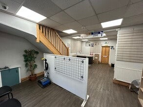 11 Market St, Caerphilly for lease Interior Photo- Image 2 of 5