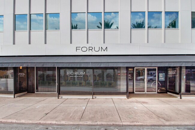 Plus de détails pour 275-299 Alhambra Cir, Coral Gables, FL - Bureau à louer