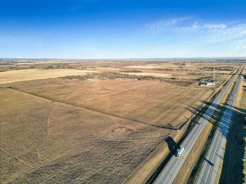 15 Street, Okotoks, AB for sale - Building Photo - Image 3 of 8