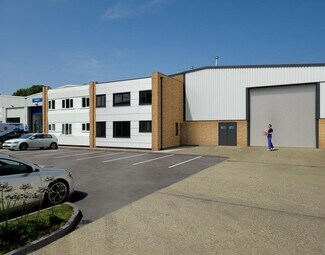 Plus de détails pour Saddleback Rd, Northampton - Industriel à louer