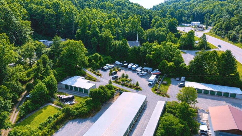 14 Huntley Cir, Fairview, NC for sale - Commercial Listing Video - Image 2 of 16